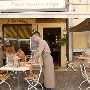 https://suite-apartment-losteria.hotelinveneto.com